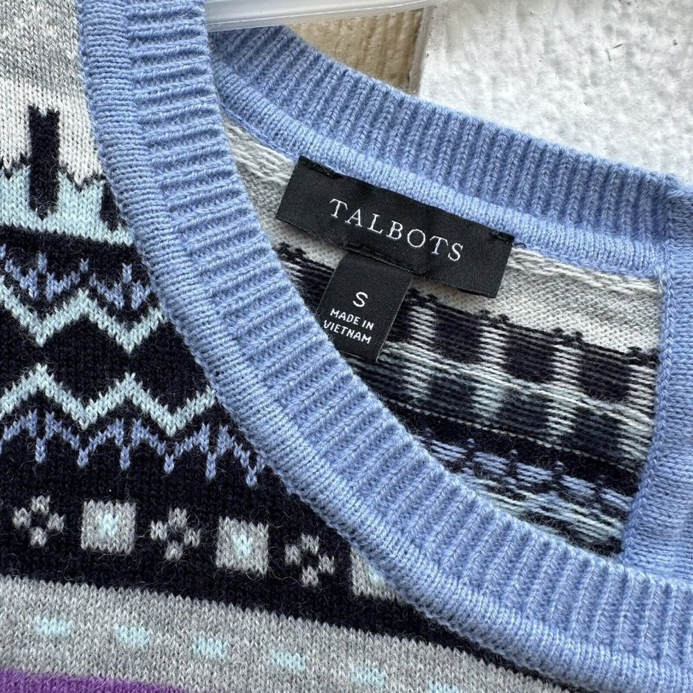 Talbots Nordic Fair Isle Blue Purple Lamb’s Wool Sweater Women’s Size Small - Picture 3 of 6